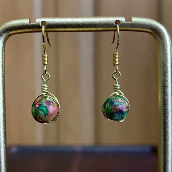 Handmade wire wrapped red & green imperial jasper bead earrings - Picture 1 of 3